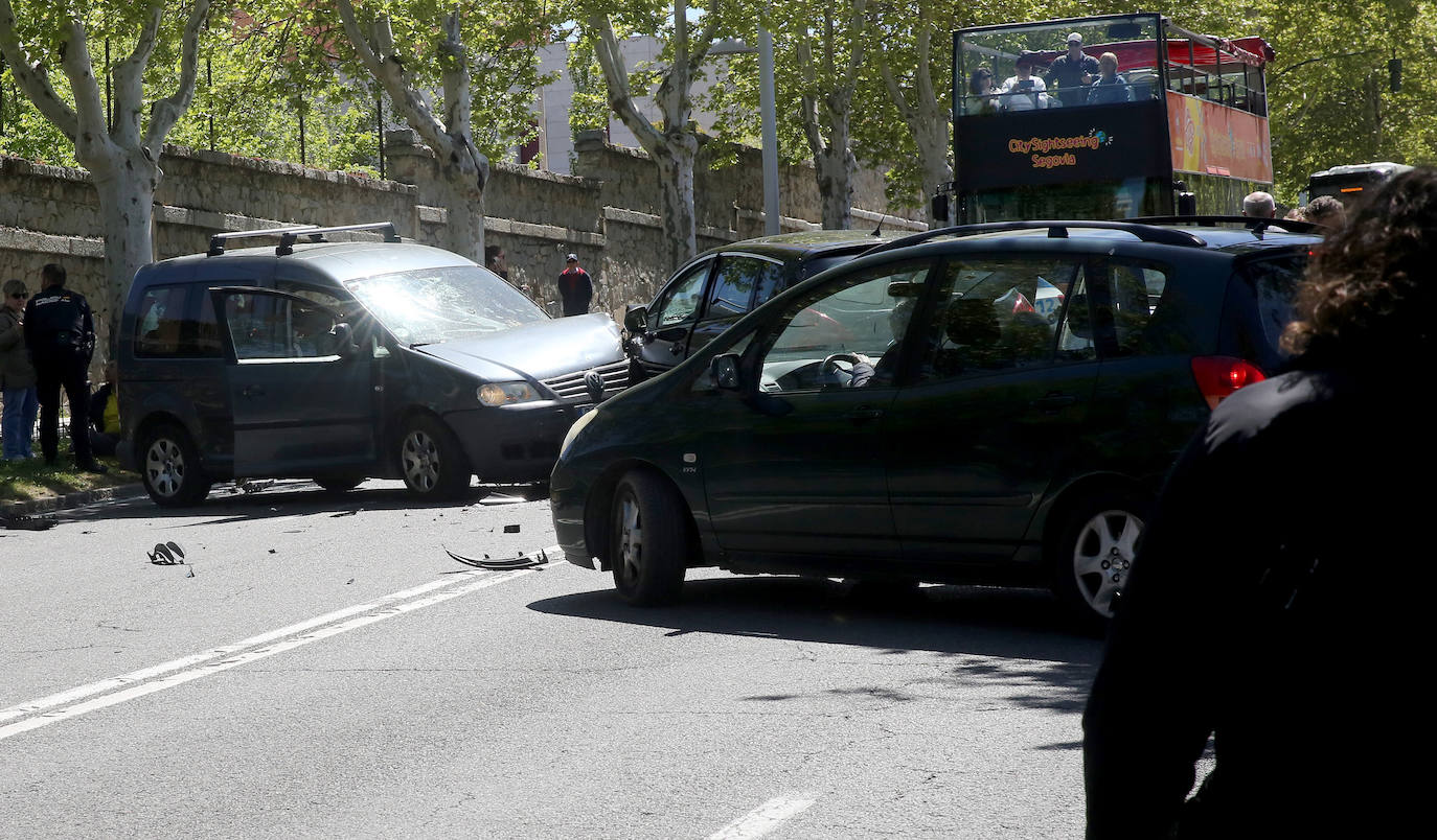 Fotografías del accidente en la avenida Padre Claret