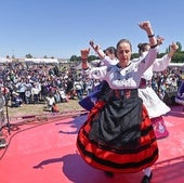 La campa de Villalar mantuvo el pulso frente a la dispersión festiva