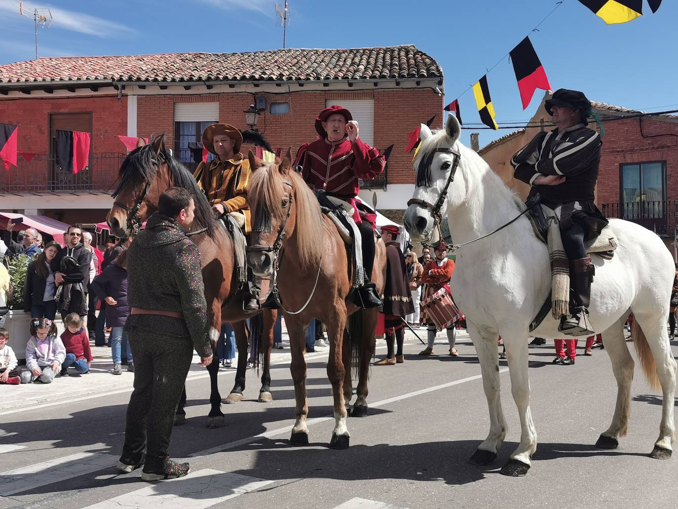 Éxito de público en el Mercado Comunero de Torrelobatón