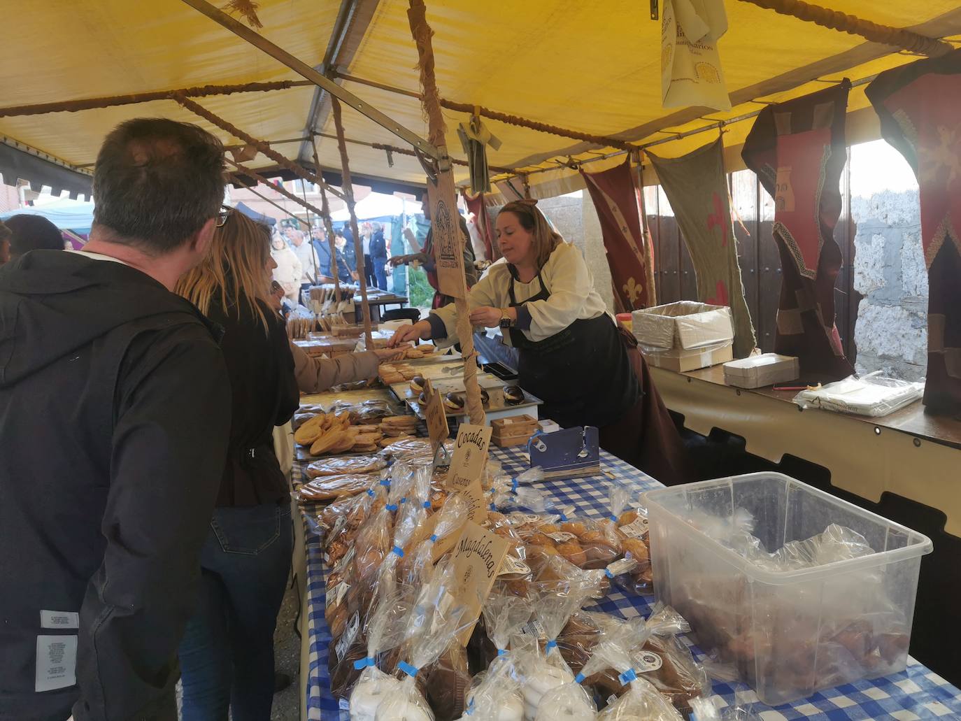 Éxito de público en el Mercado Comunero de Torrelobatón