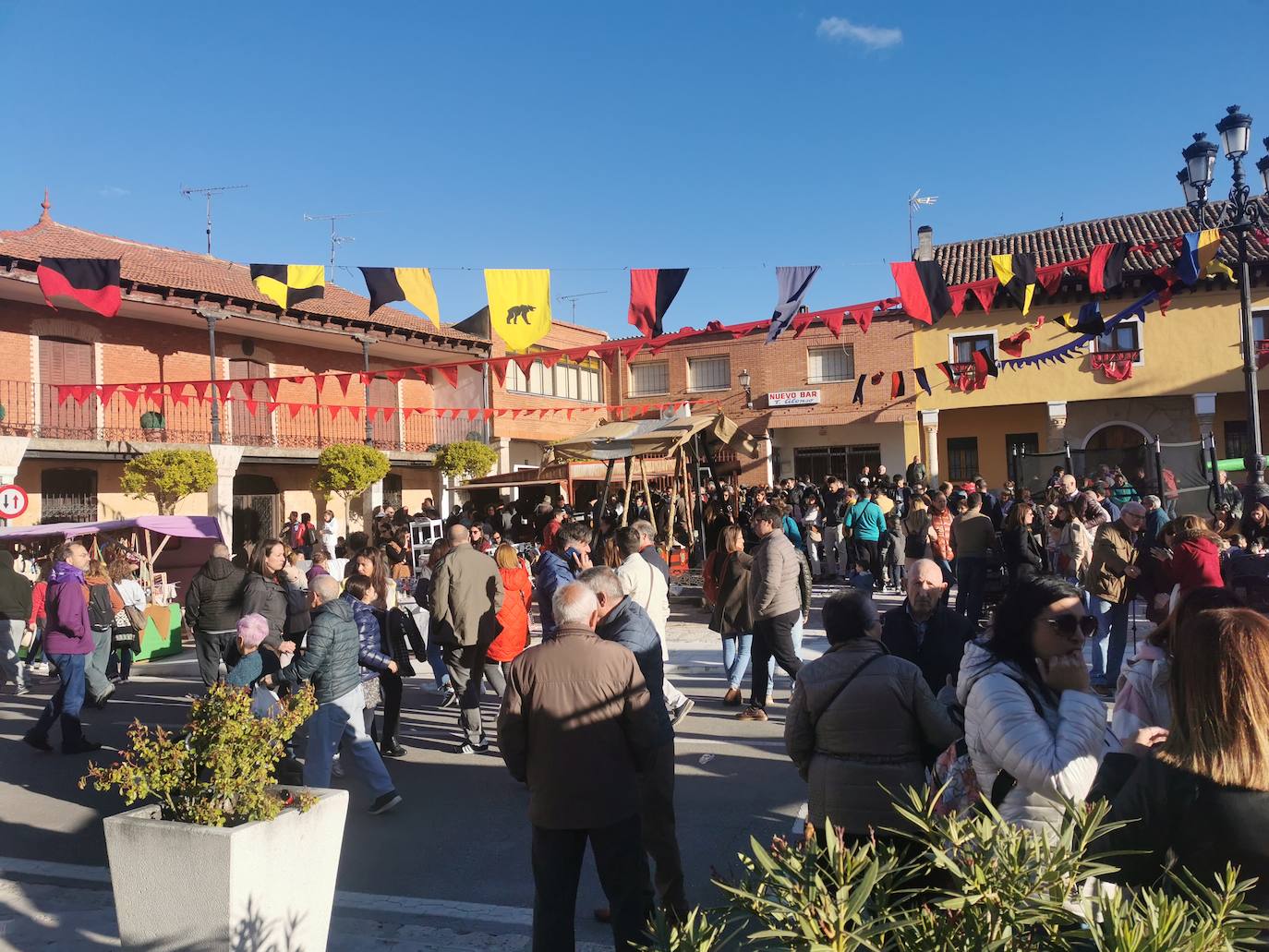 Éxito de público en el Mercado Comunero de Torrelobatón