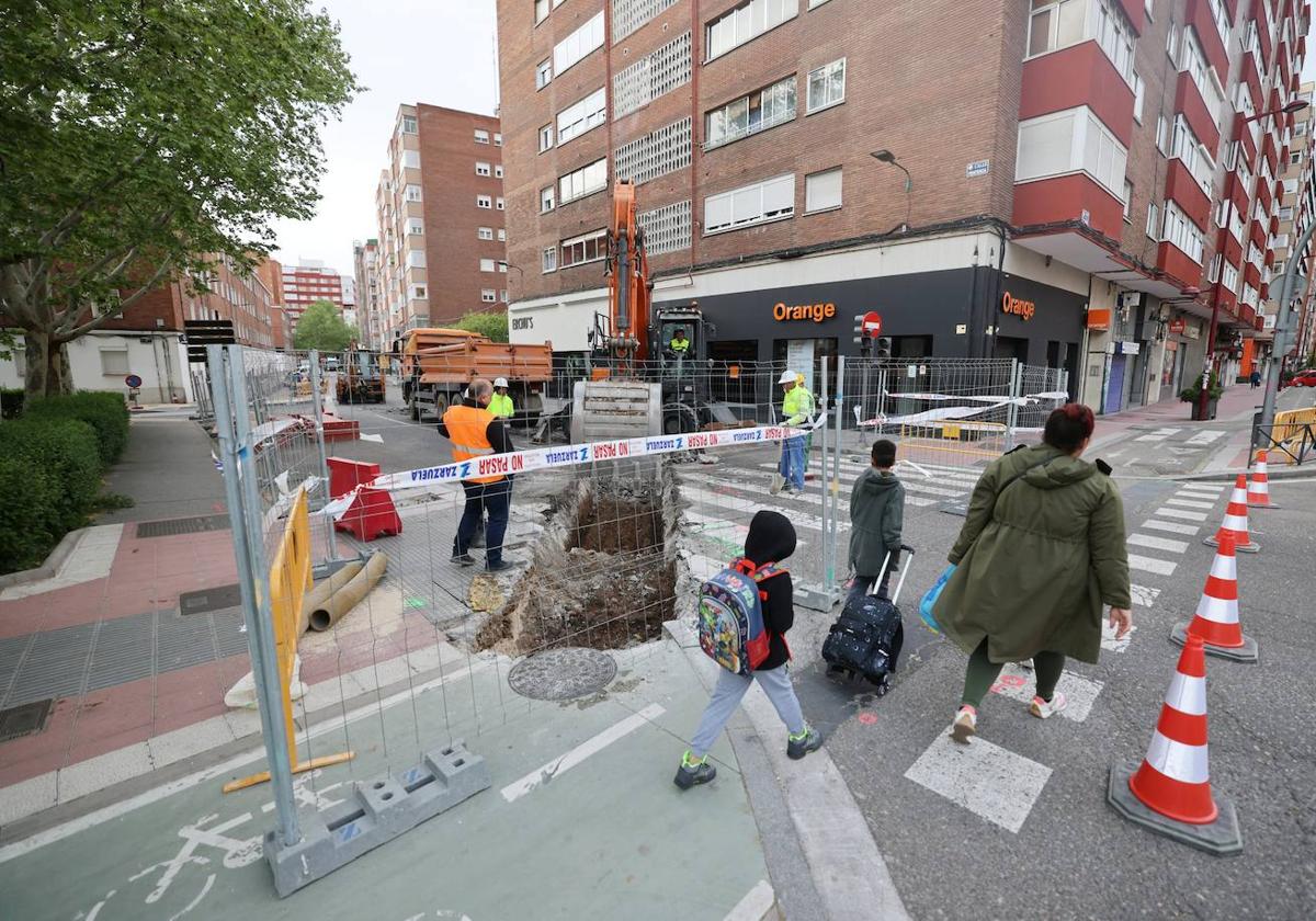 Las obras en la calle Penitencia, que terminarán el próximo mes de julio.