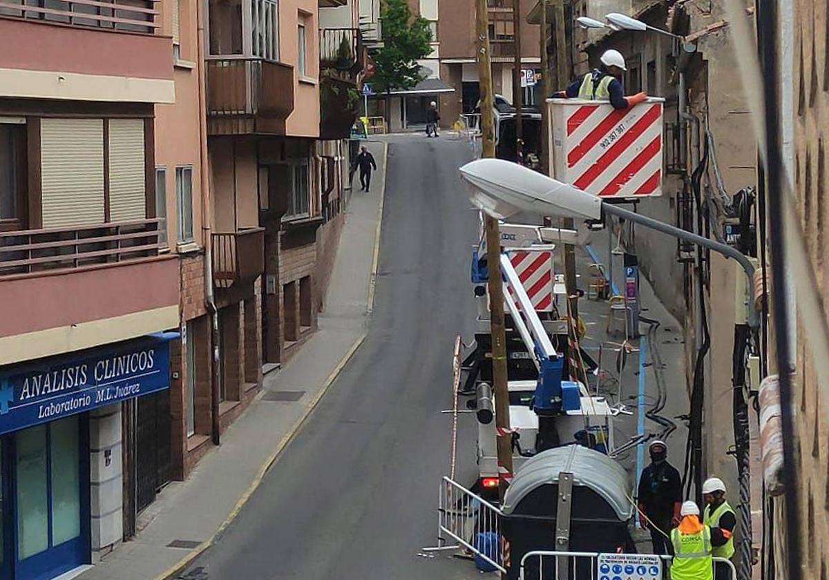 Retirada de cables de los edificios.