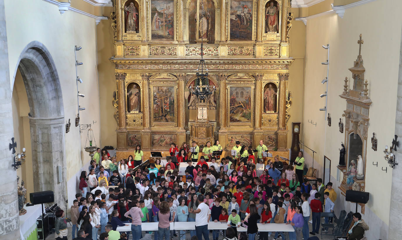 Recital de folclore en Grijota