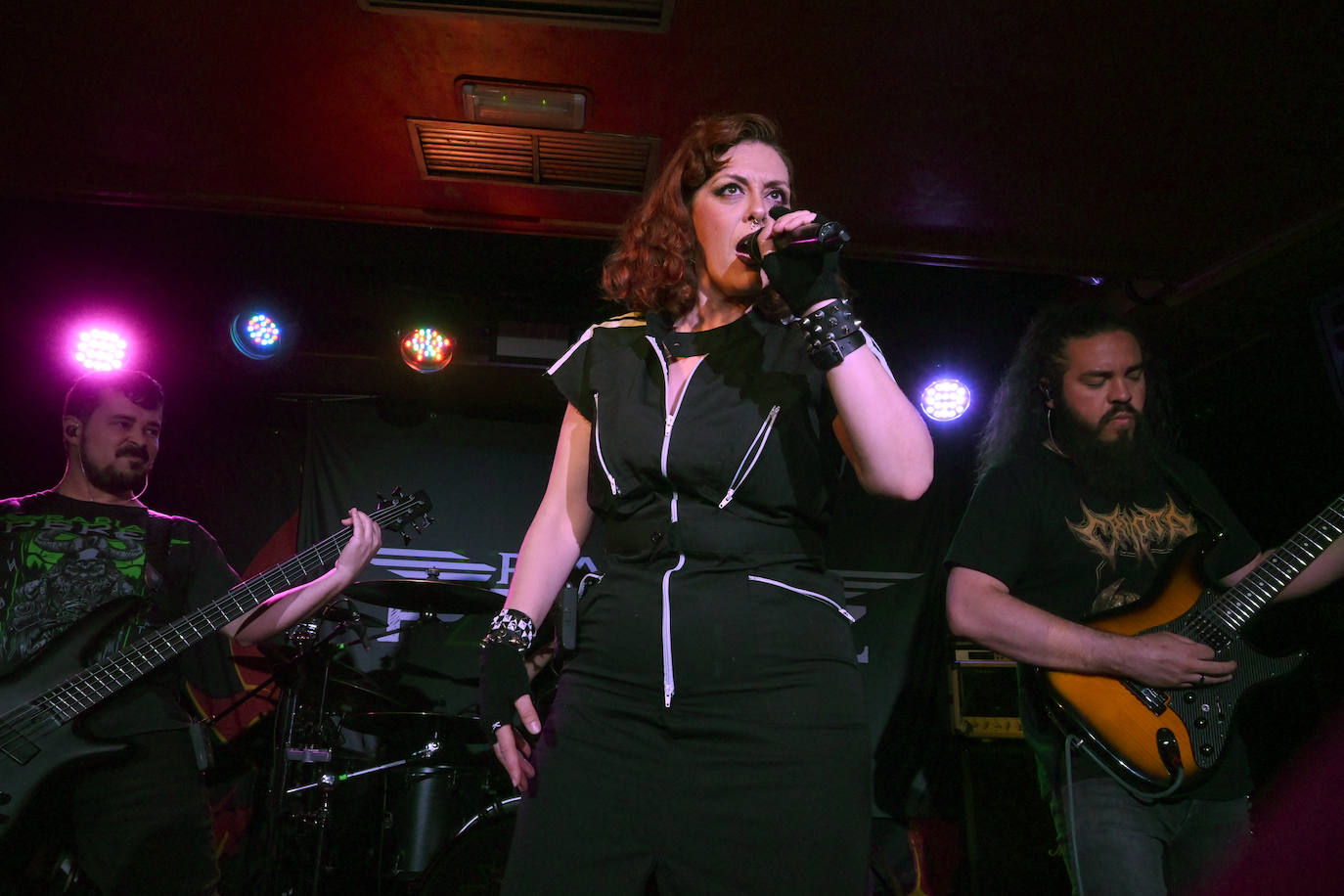 Los conciertos Cobra Spell y Rabia Perez, en imágenes