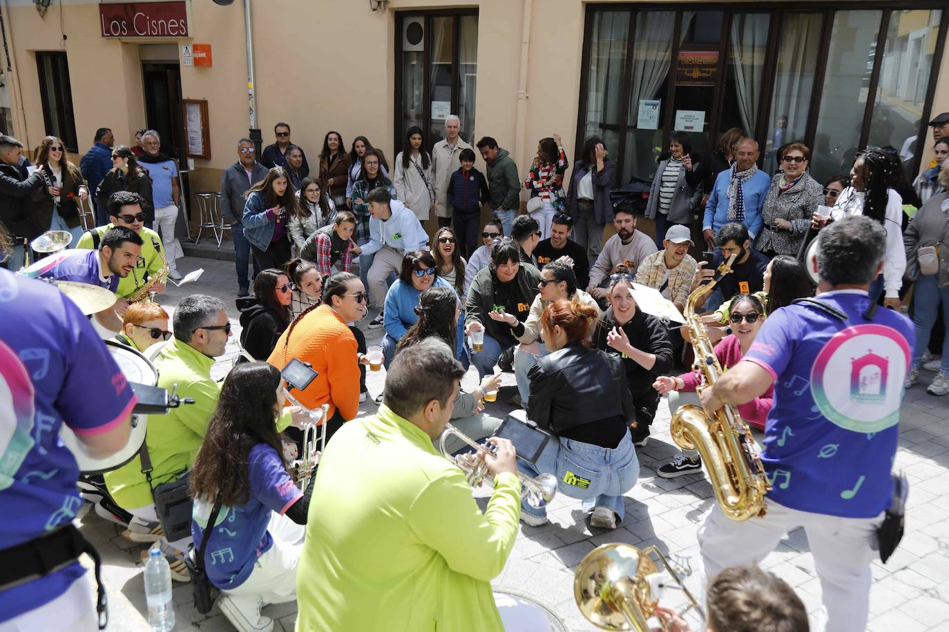 La segunda jornada de charangas de Peñafiel, en imágenes