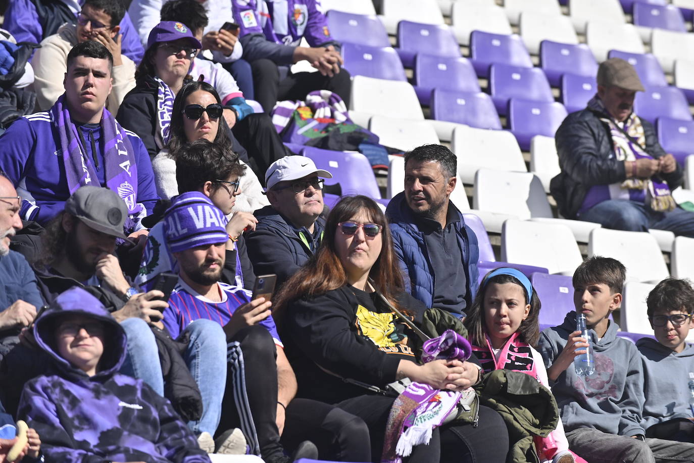 Búscate en la grada del estadio José Zorrilla (4/4)