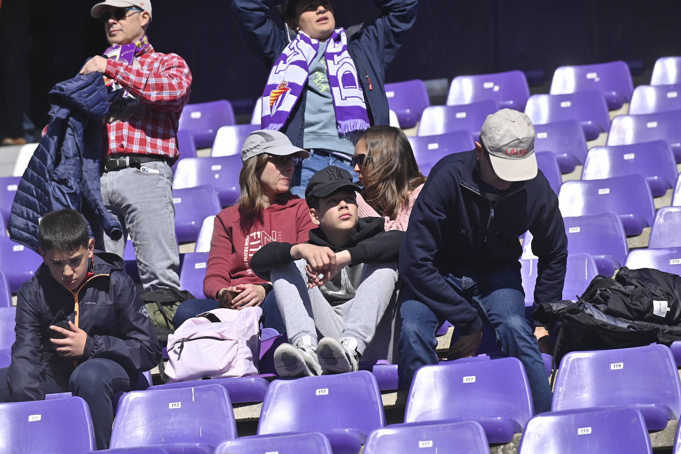 Búscate en la grada del estadio José Zorrilla (4/4)