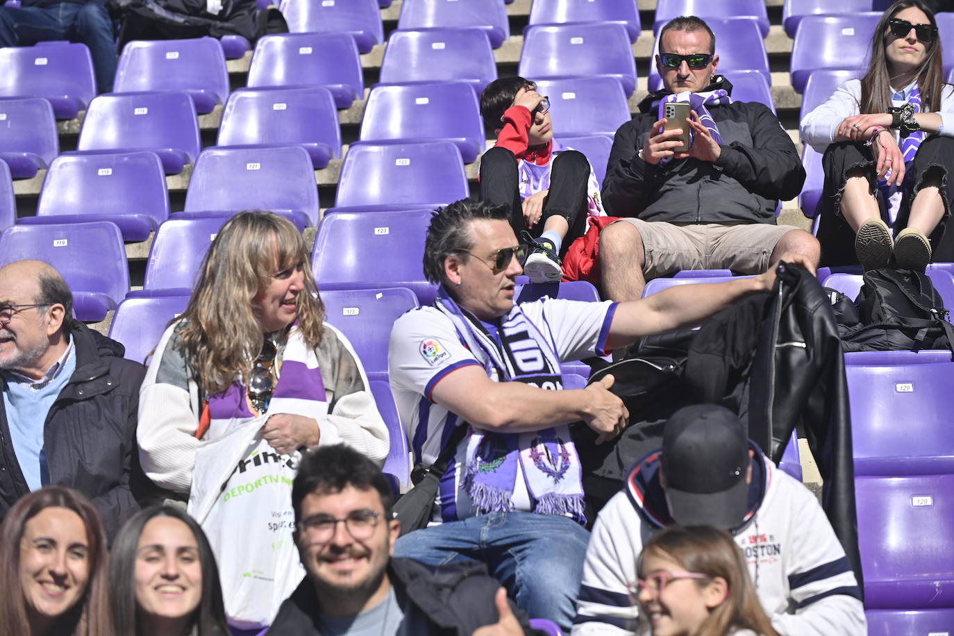 Búscate en la grada del estadio José Zorrilla (4/4)