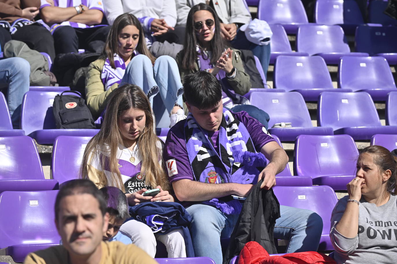 Búscate en la grada del estadio José Zorrilla (4/4)