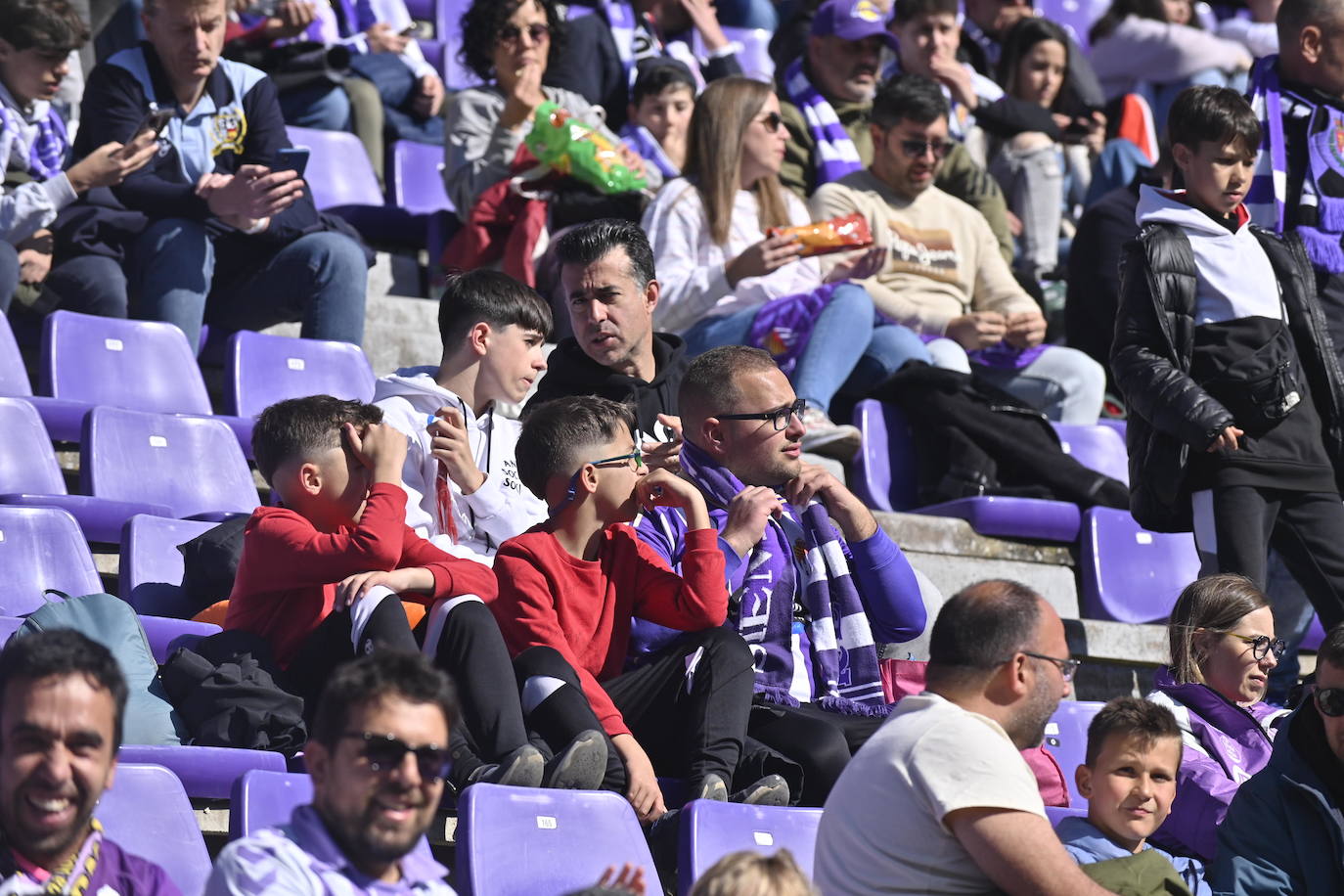 Búscate en la grada del estadio José Zorrilla (4/4)