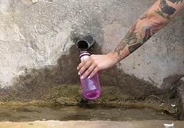 Los vecinos del municipio leonés de Matallana de Torío sufren cortes de agua puntuales por la sequía.