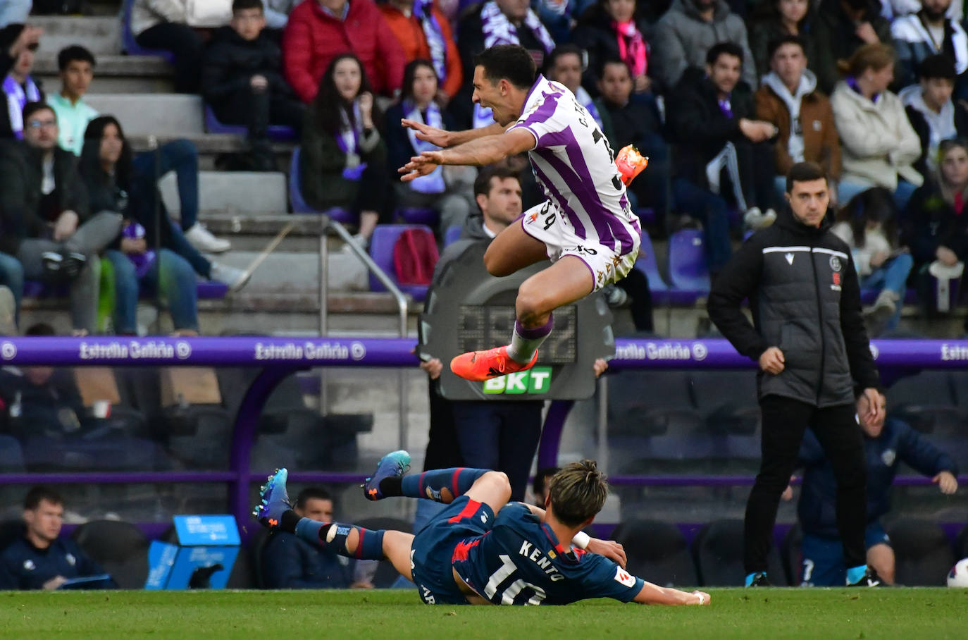 Las imágenes del Real Valladolid - SD Huesca