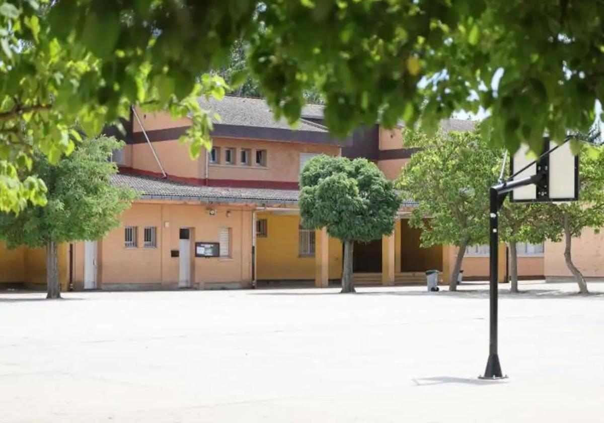 Imagen de archivo del patio del colegio Miguel Delibes de Valladolid.