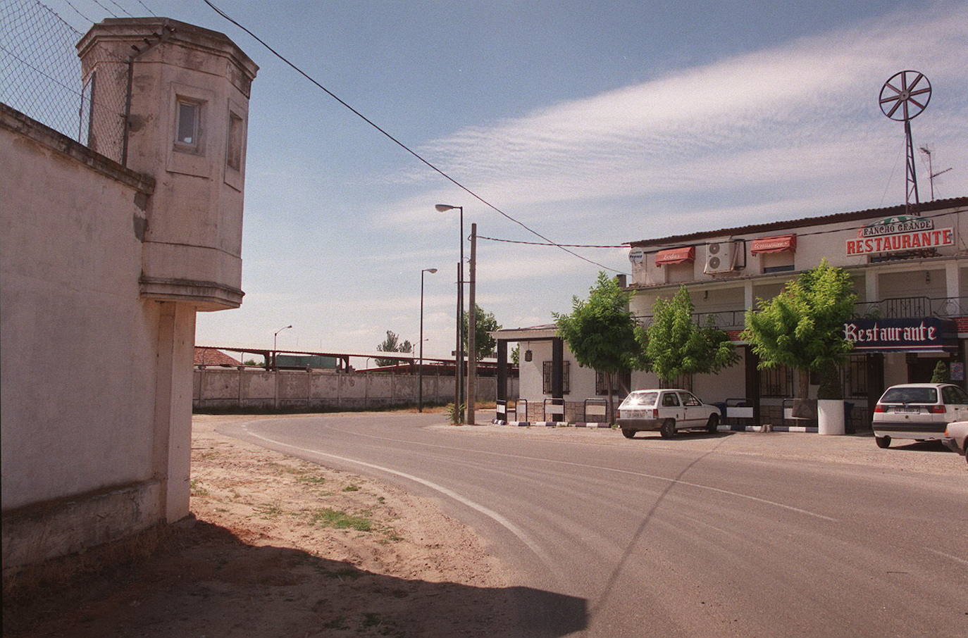 Fachada del restaurante Rancho Grande en el año 2000.