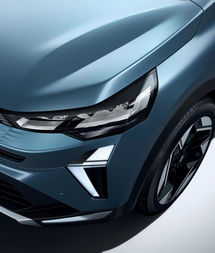 Imagen secundaria 2 - Renault lanza el nuevo Symbioz, SUV híbrido fabricado en Valladolid