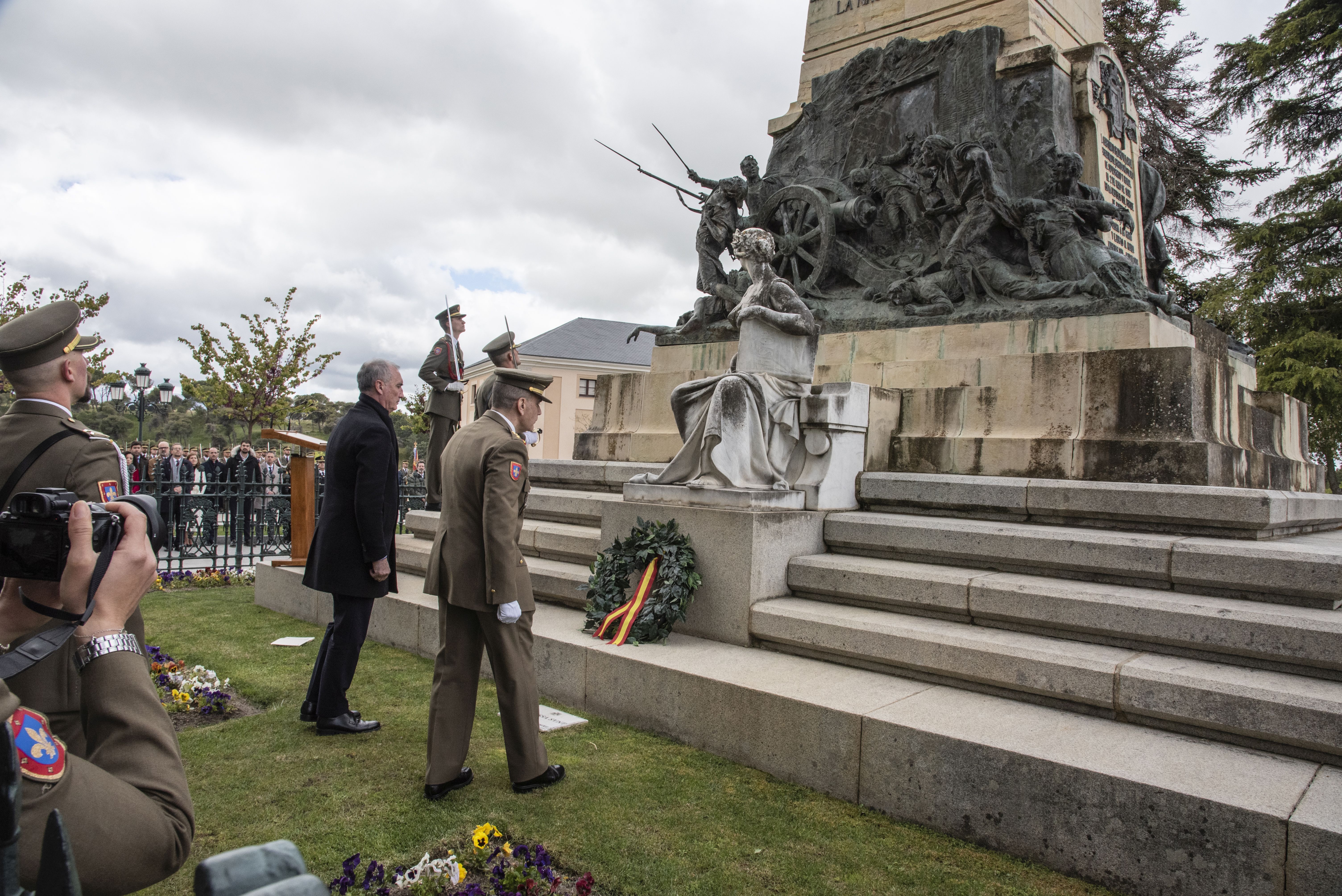 El homenaje a Daoiz y Velarde, en imágenes