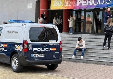 Muere de forma repentina un joven en Filosofía y Letras