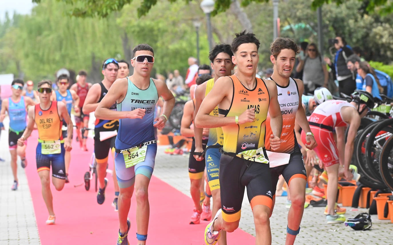 Las imágenes del triatlón de Valladolid