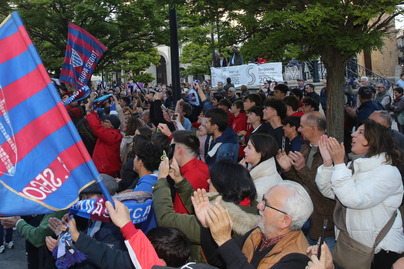 Las fotos de la celebración de la Segoviana en la Plaza Mayor