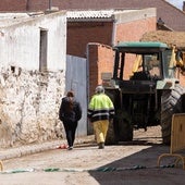 Vivir entre ratas, ovejas con sarna y amenazas: «Le vemos sacar animales muertos»