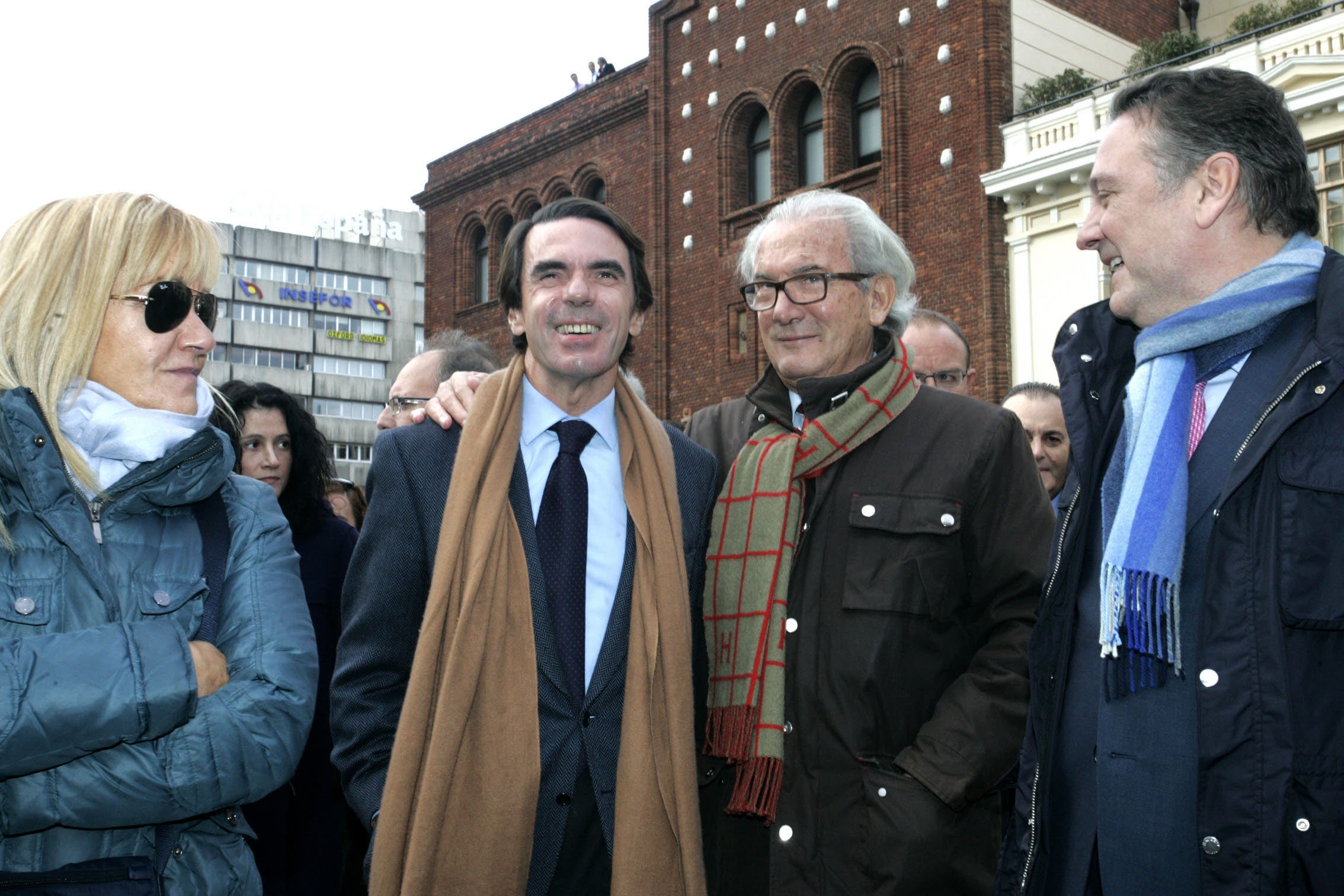 Noviembre 2011. El expresidente del Gobierno José María Aznar visita León para participar en un mitin. Le acompañan, el cabeza de lista al Senado por León, Juan Morano, la presidenta provincial del PP, Isabel Carrasco y el número uno del PP de León al Congreso, Alfredo Prada, entre otros candidatos y militantes del partido