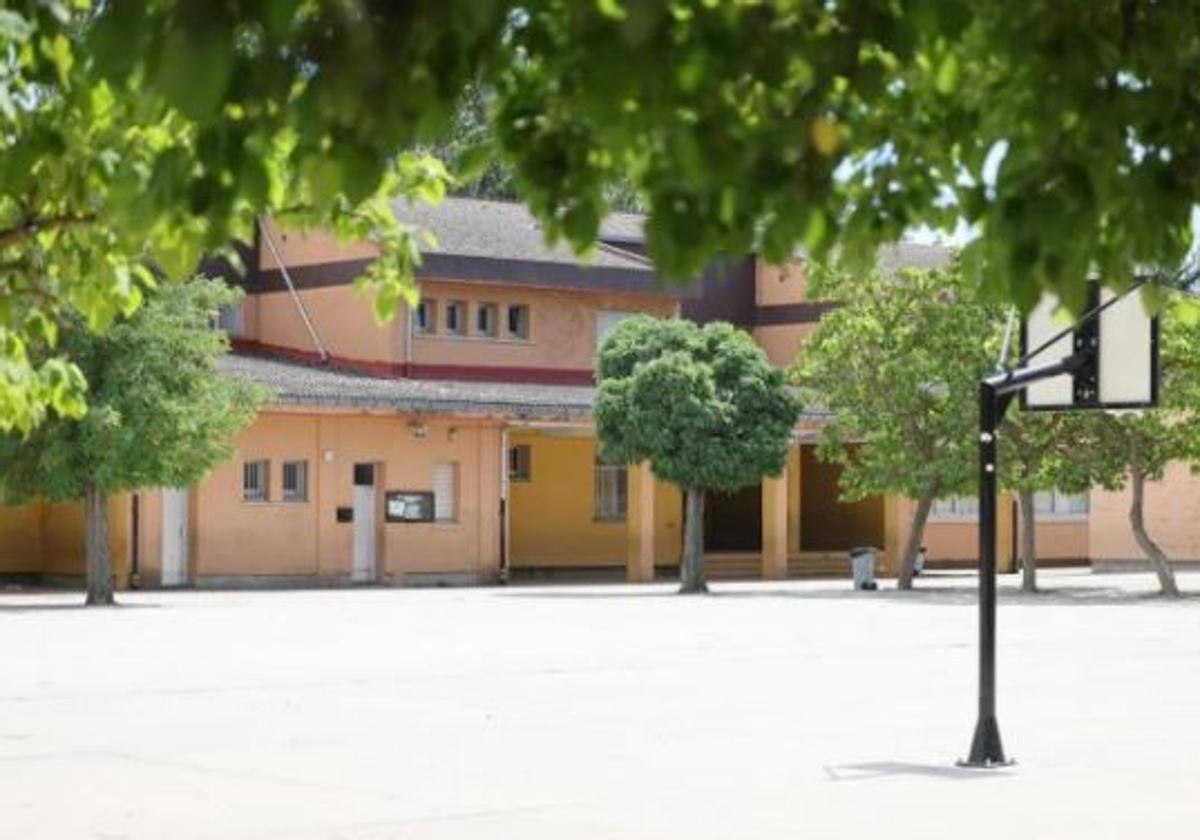 Imagen de archivo del patio del colegio Miguel Delibes de Valladolid.