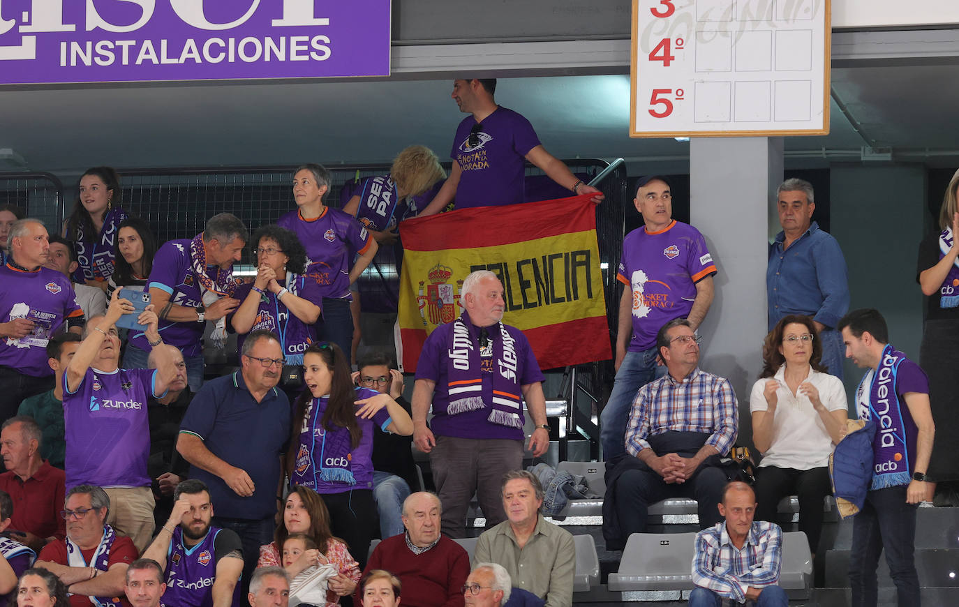 Búscate en las gradas del Pabellón en el último partido del Zunder en ACB en casa