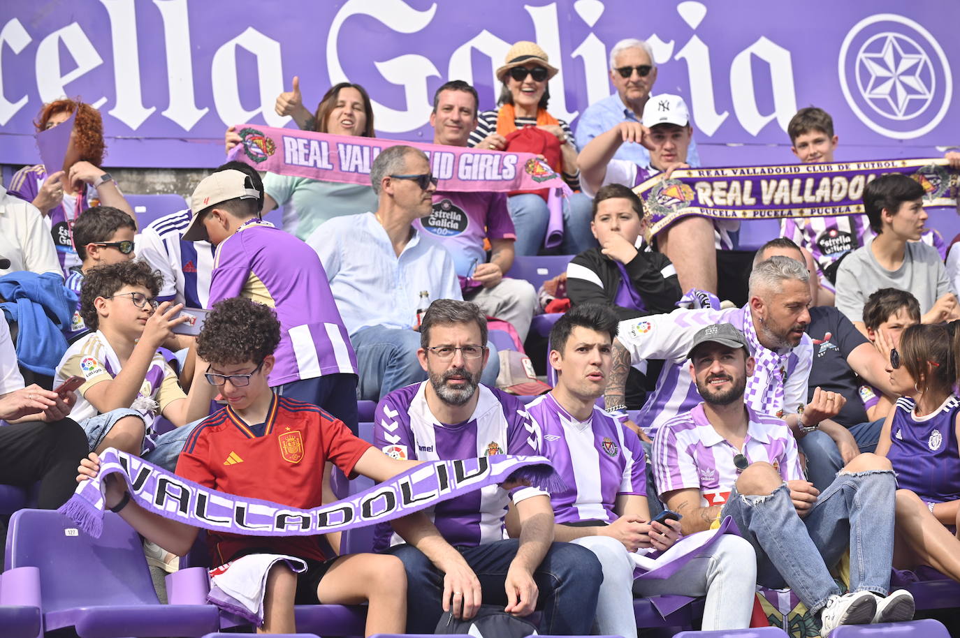 Búscate en la grada del estadio José Zorrilla (3/4)