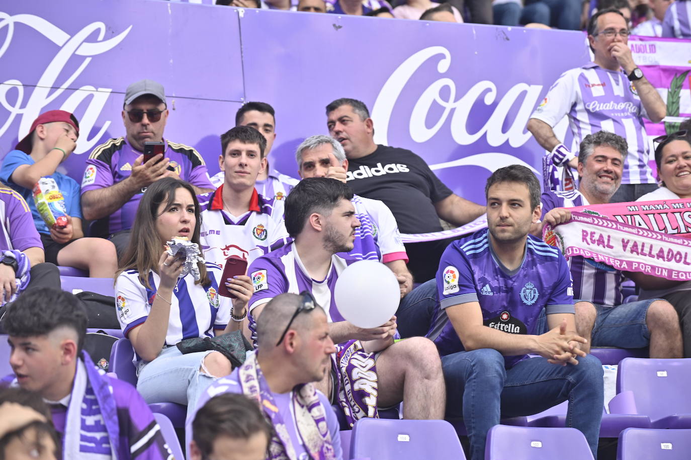 Búscate en la grada del estadio José Zorrilla (2/4)