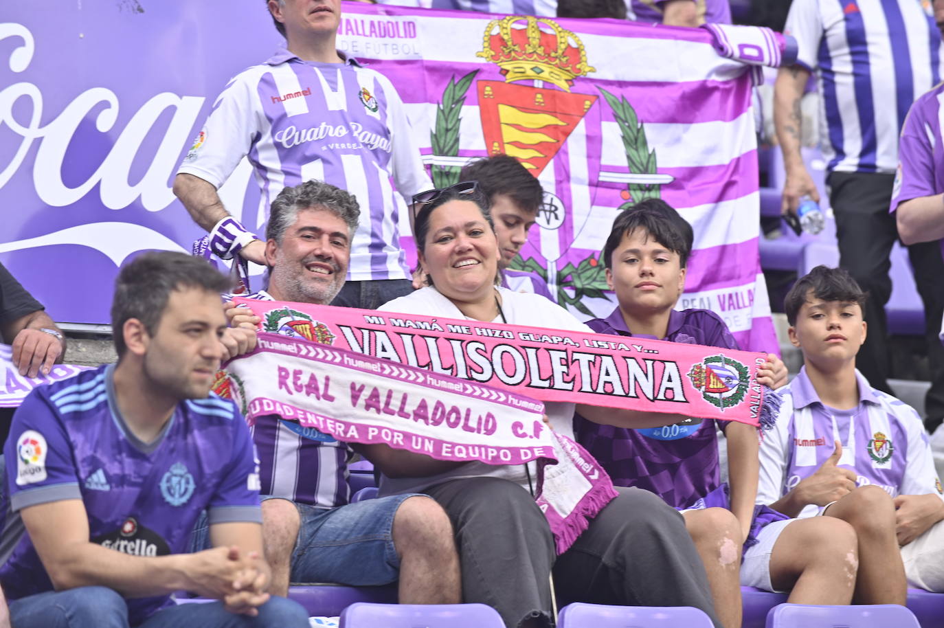 Búscate en la grada del estadio José Zorrilla (2/4)