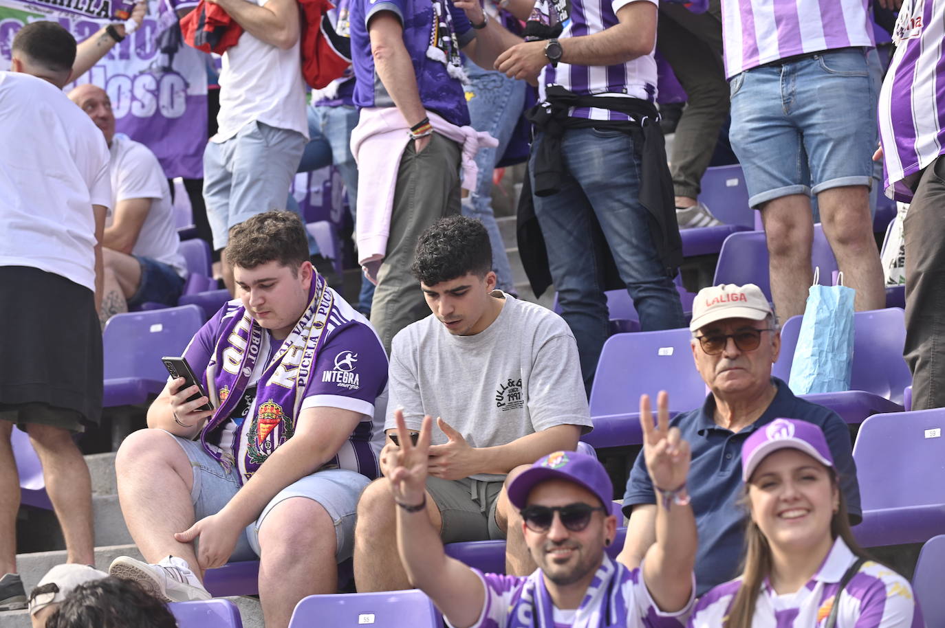 Búscate en la grada del estadio José Zorrilla (3/4)