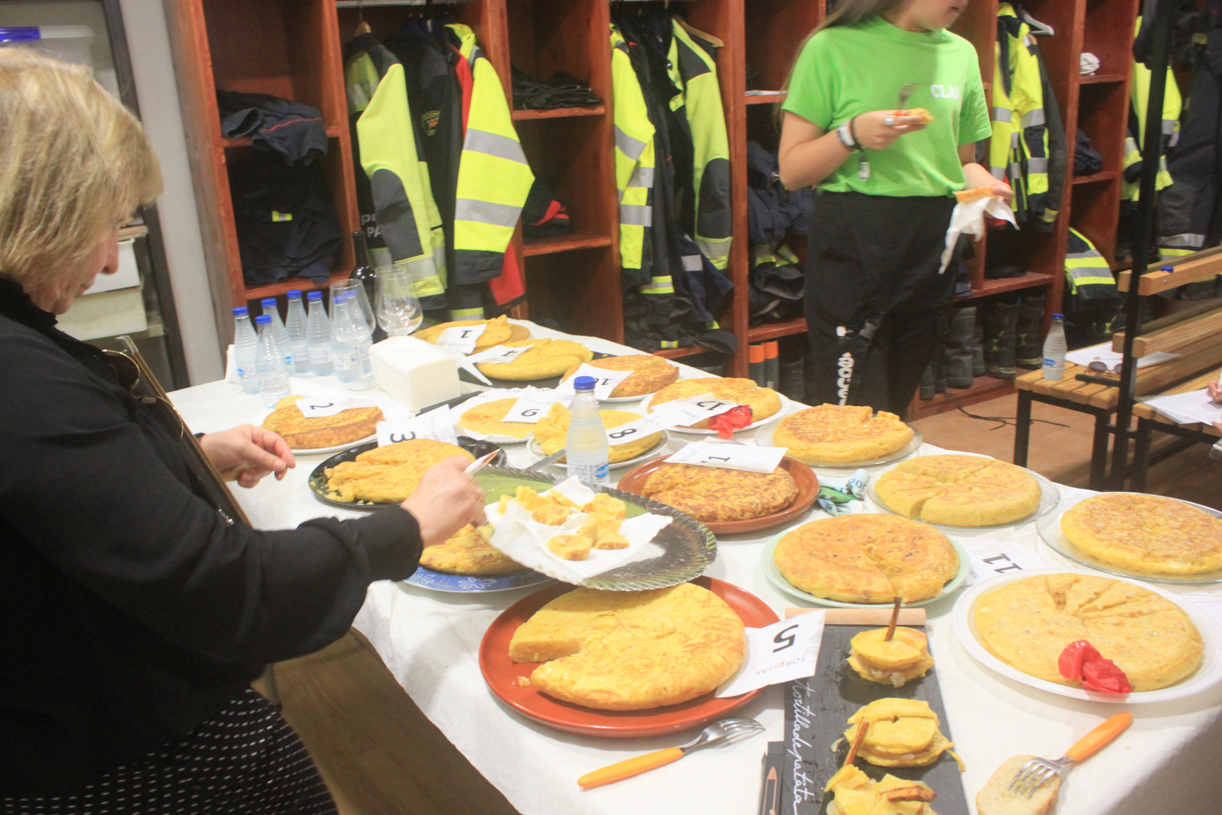 Baltanás disfruta de su tradicional Concurso de Tortillas y Pinchos