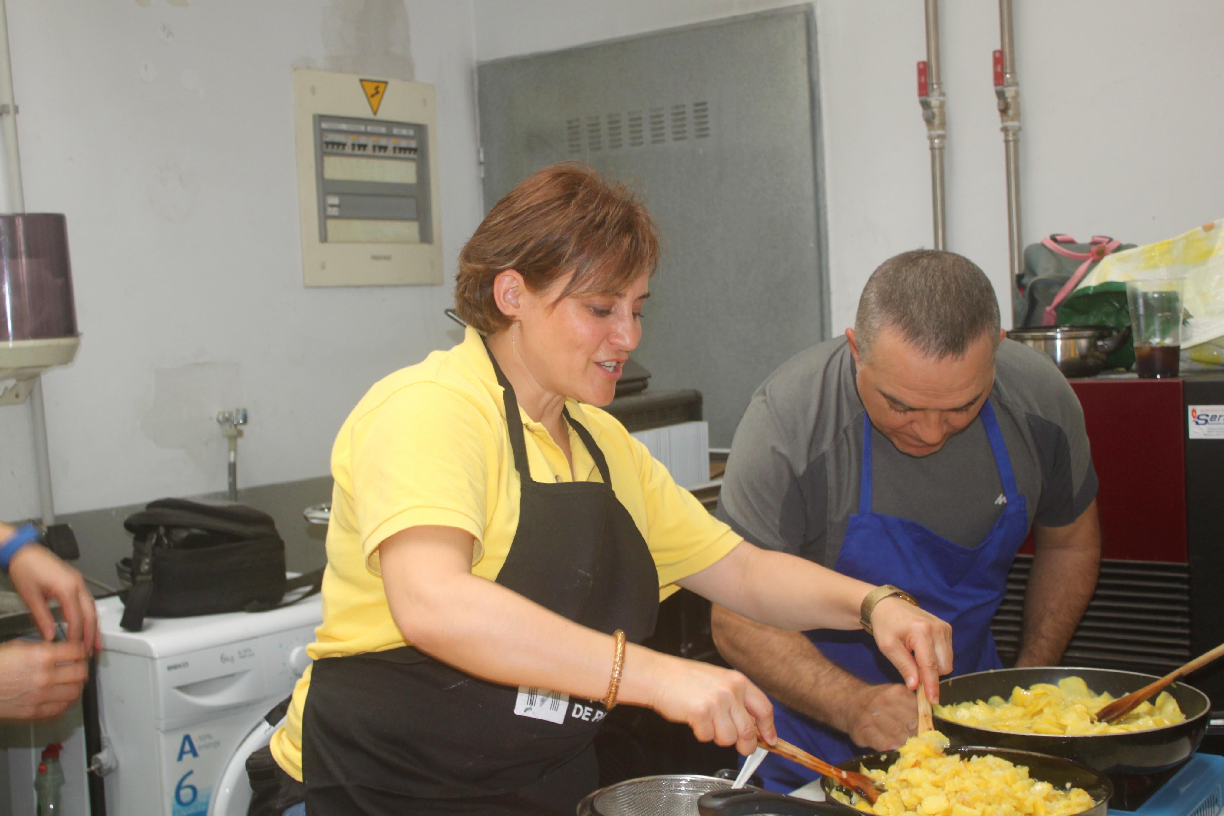 Baltanás disfruta de su tradicional Concurso de Tortillas y Pinchos