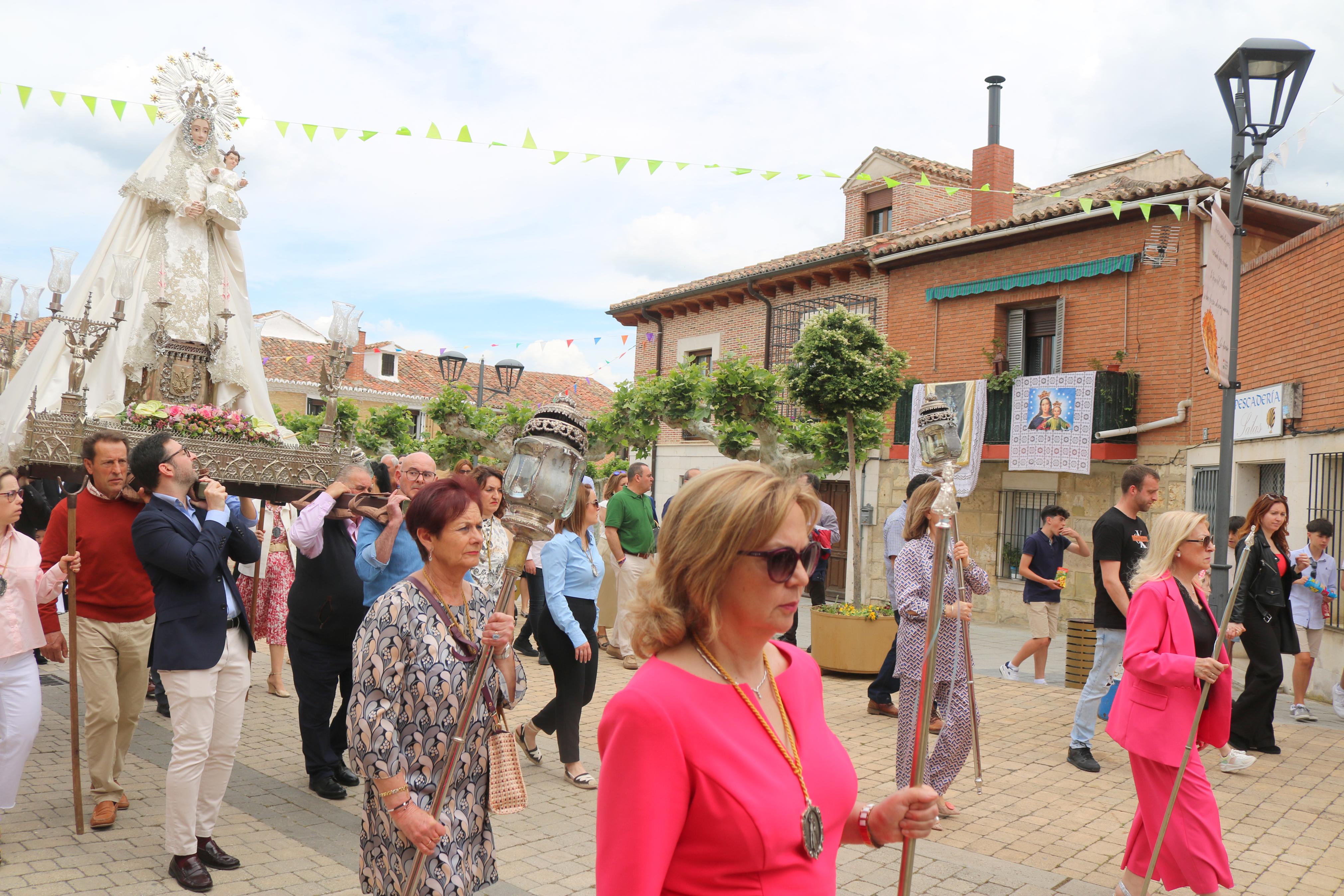 Villamuriel de Cerrato se rinde a la Virgen del Milagro