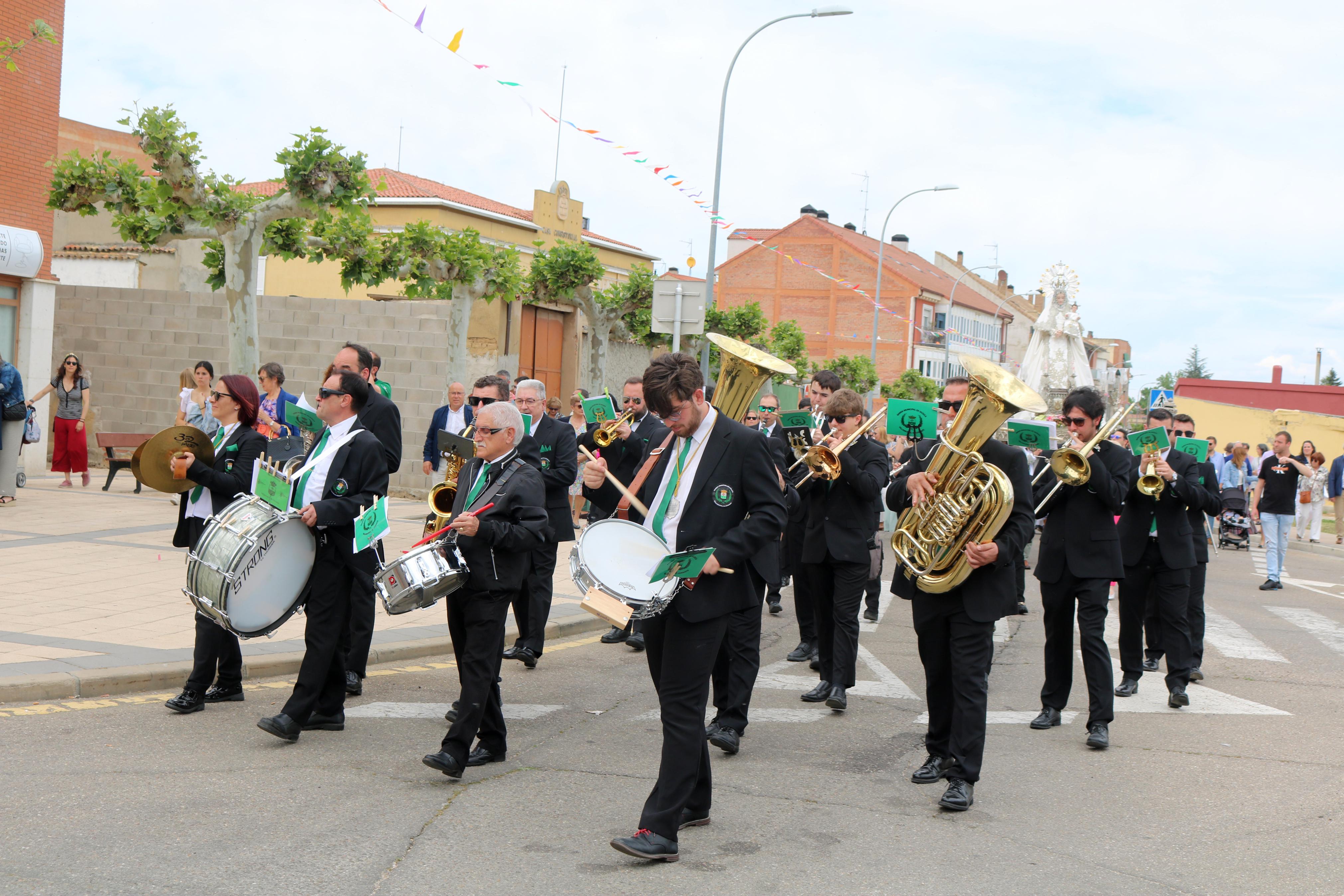 Villamuriel de Cerrato se rinde a la Virgen del Milagro