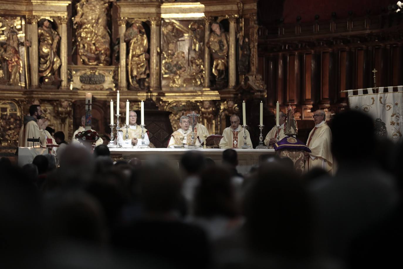 Ofrenda floral, misa y procesión en San Pedro Regalado