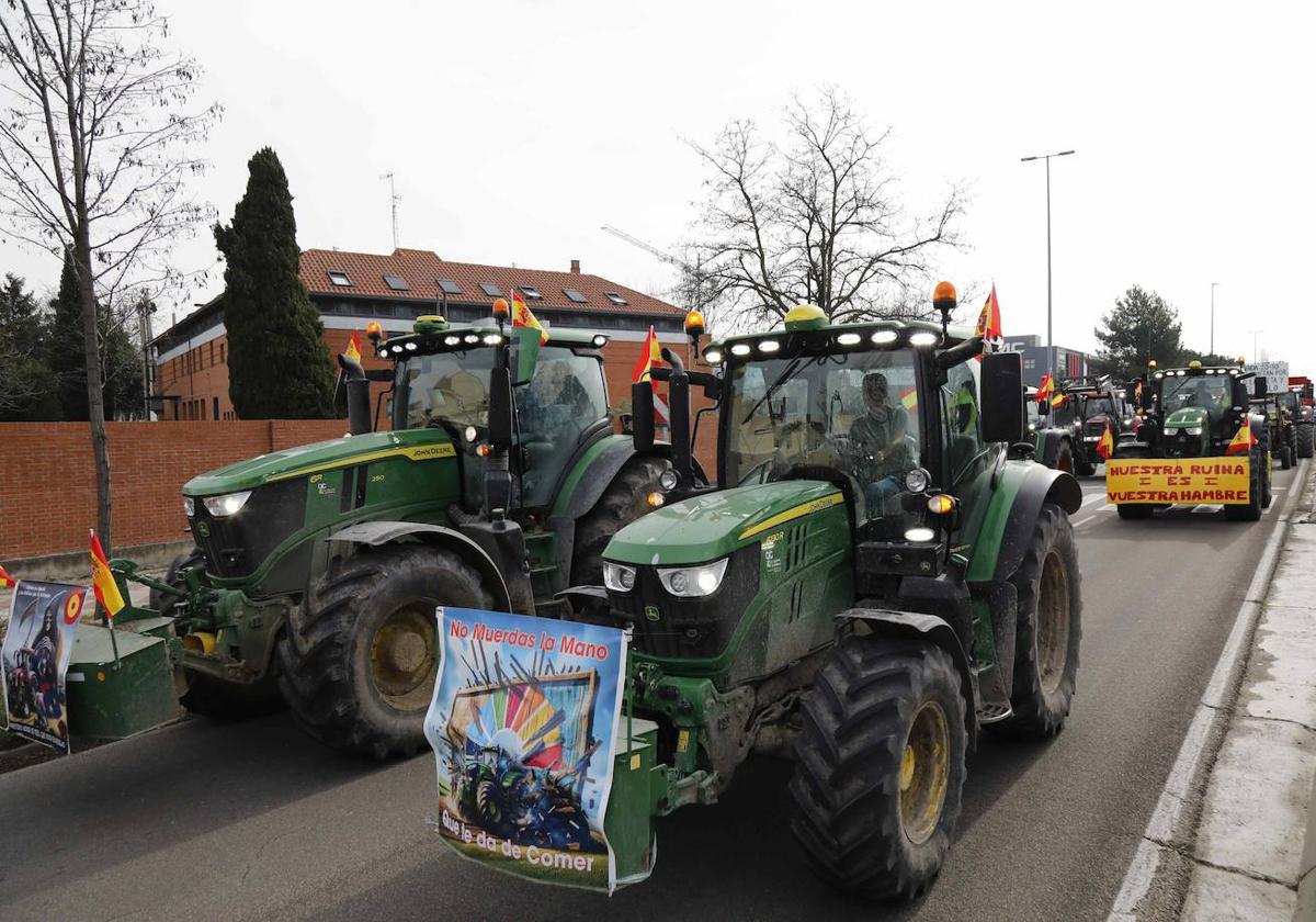 Las caravanas reivindicativas de agricultores y ganaderos en los tractores han marcado los primeros meses de 2024