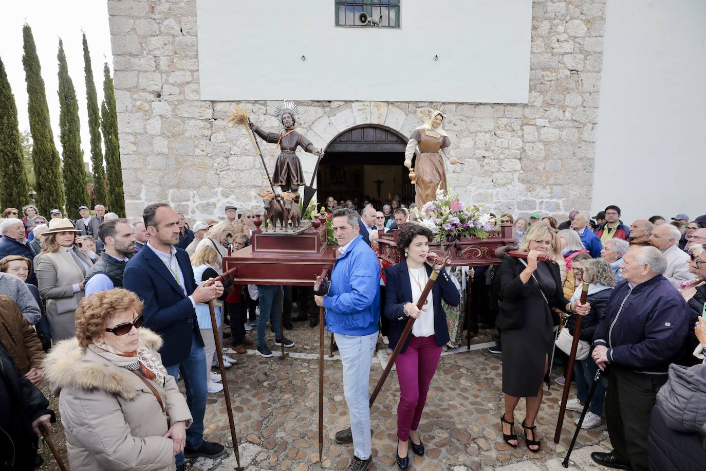 Imágenes de la multitudinaria procesión de San Isidro en Valladolid