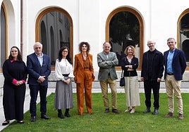 Autoridades presentes en el momento de la firma.