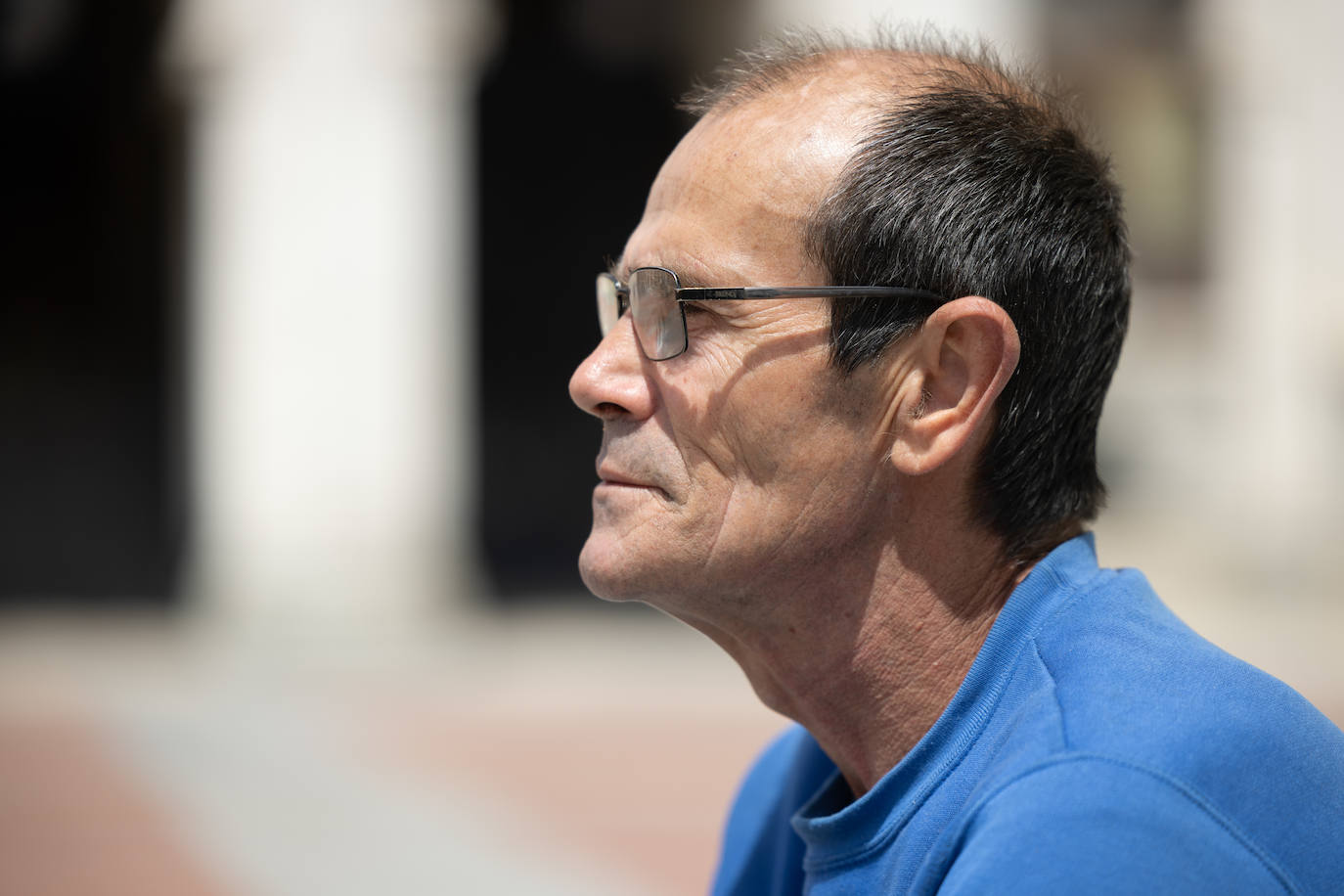 Félix Ortega, con las gafas que consiguió gracias a Salvo.