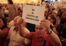 Los vecinos de Delicias mostraron su rechazo al centro en las reuniones que se celebraron a finales del pasado año.