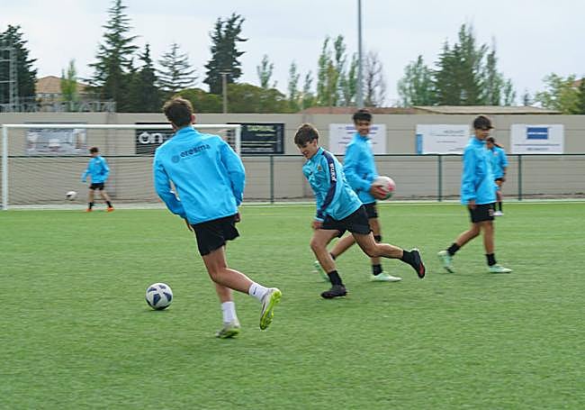 Entrenamiento de los campeones de liga en los campos de Villanubla