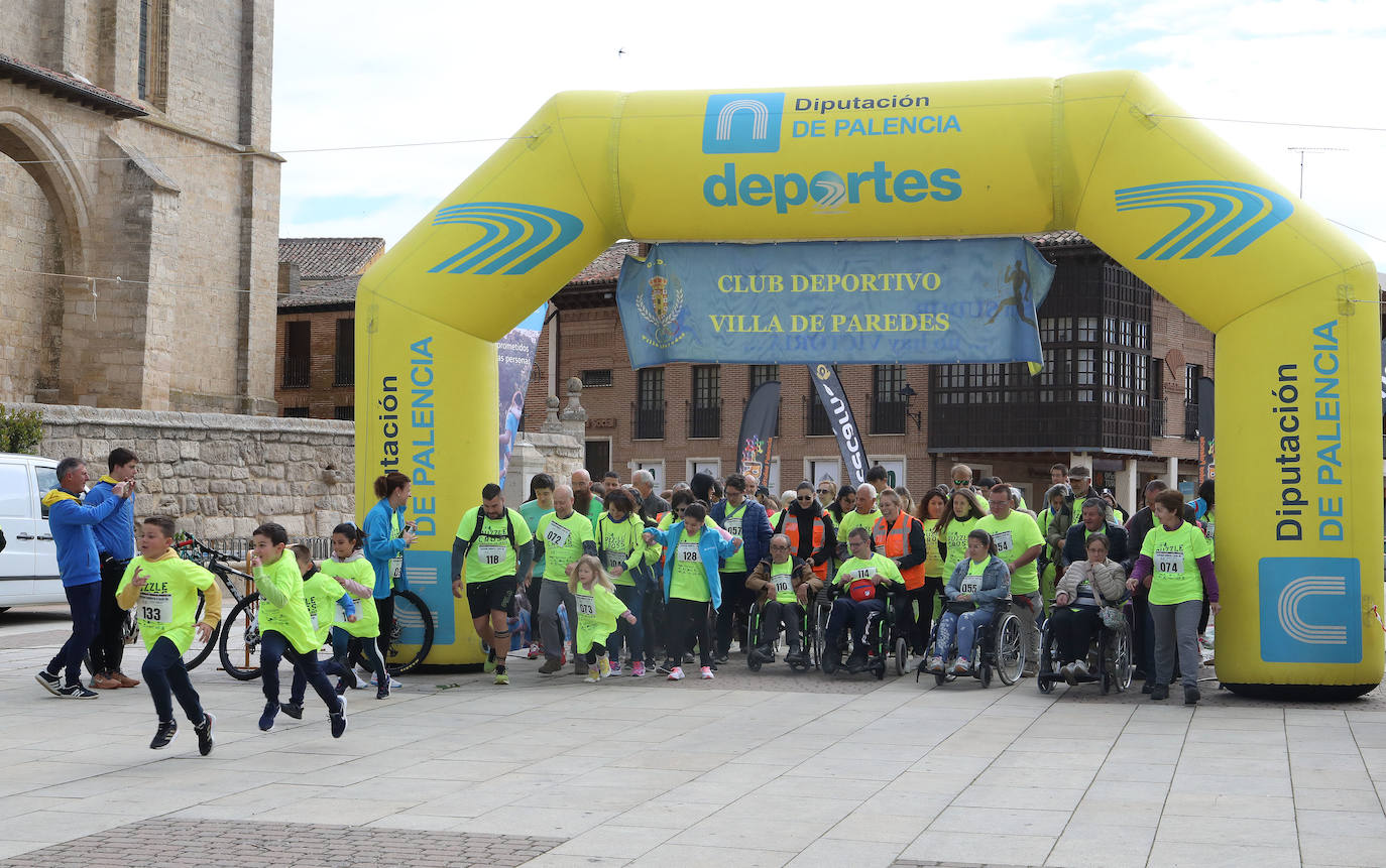 Puzles y caminata solidaria en Paredes de Nava