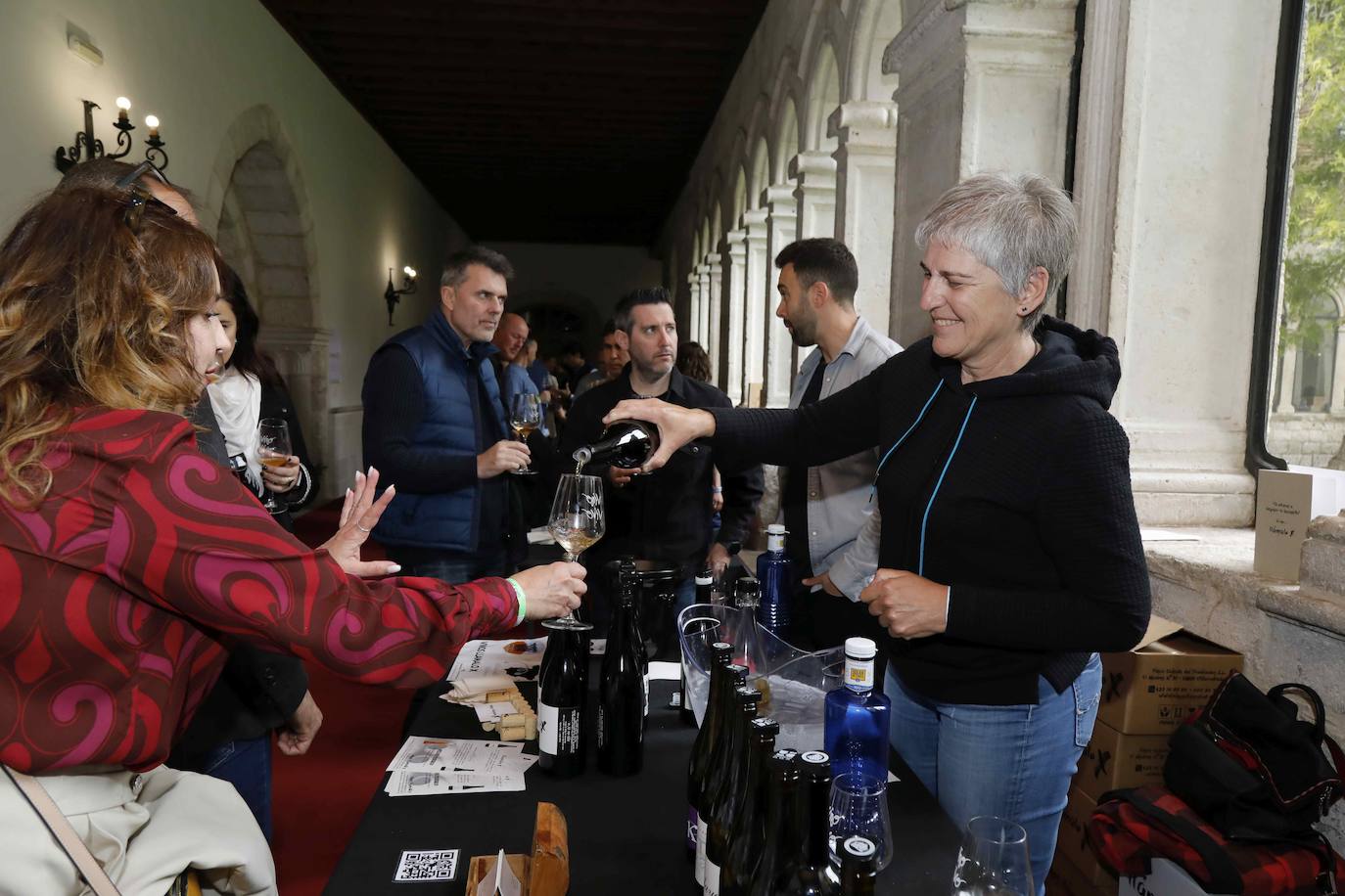 El I Salón Internacional del Vino en Peñafiel, en imágenes