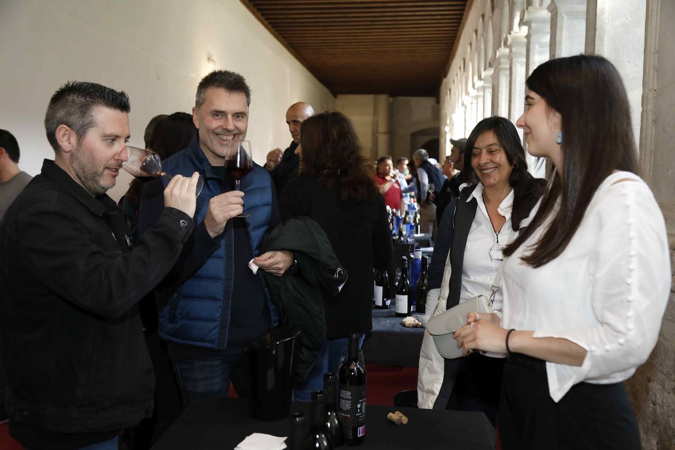 El I Salón Internacional del Vino en Peñafiel, en imágenes