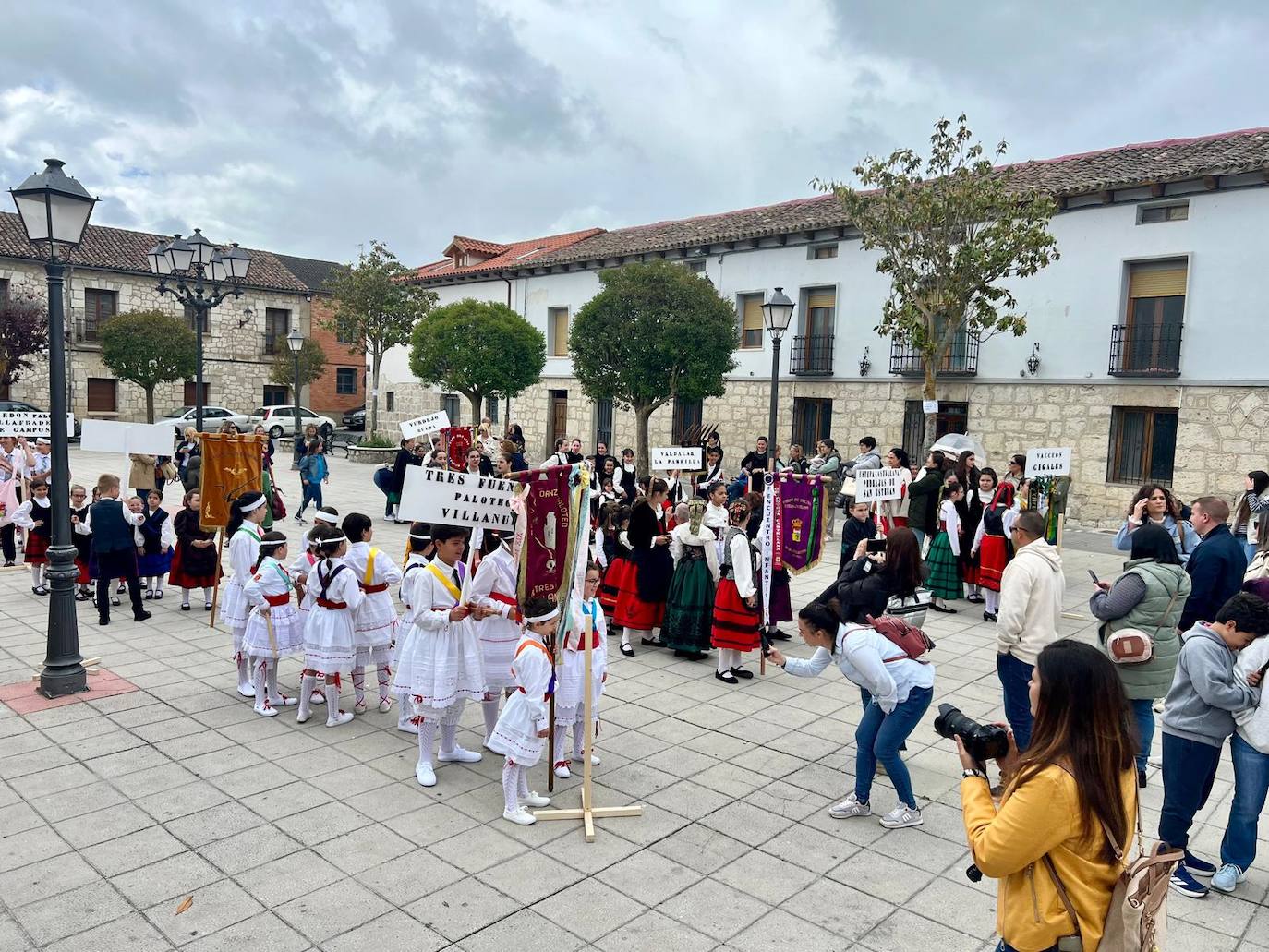 Villanubla acoge el IV Encuentro de Folclore Infantil