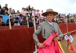 José Ortega Cano, antes de la lidia del primero de la tarde, este sábado, en La Lastrilla.