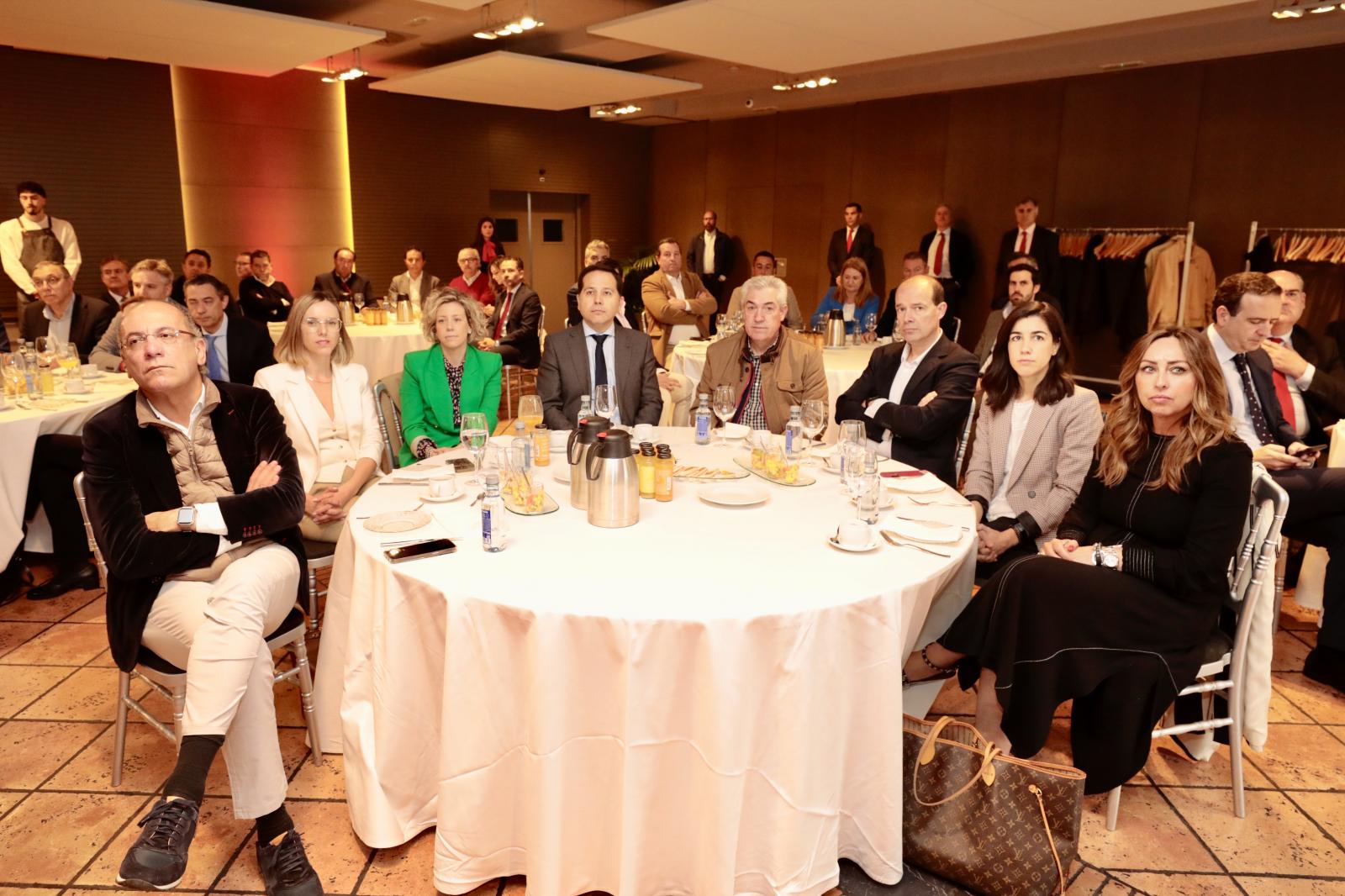 Asistentes al Foro Perspectivas Empresariales