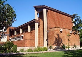 Colegio Juan XXIII en el Camino del Cementerio, 17, en Valladolid.